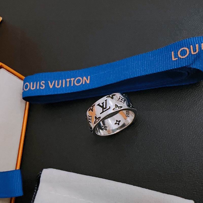LV ring 11yxx04